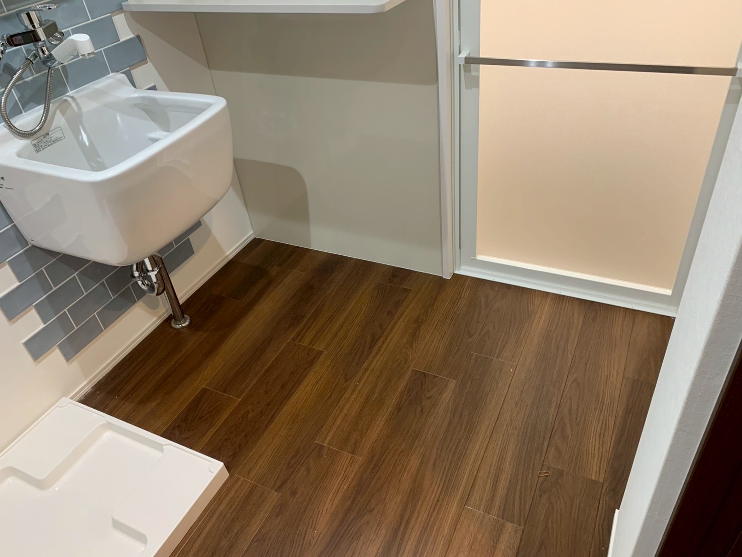 脱衣室フロアタイルTORIPWT4274